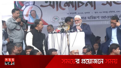 মঞ্চে নেতাদের ‘গেট আউট’ বলে নামিয়ে দিলেন ওবায়দুল কাদের