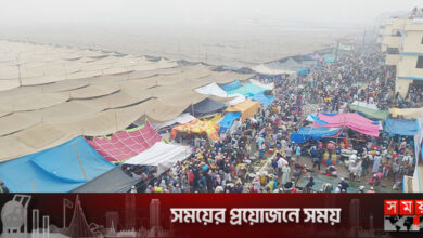 দ্বিতীয় দিনে জিকির-আসকারে মশগুল ইজতেমায় অংশগ্রহণকারীরা