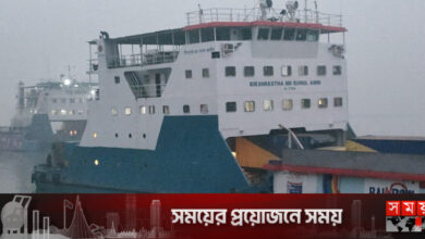 সাড়ে ৫ ঘণ্টা পর তিন নৌরুটে ফেরি চলাচল স্বাভাবিক