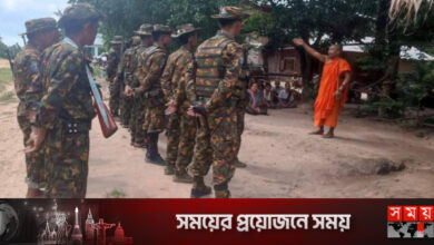 মিয়ানমার সংকট: বৌদ্ধ ভিক্ষুরা যেভাবে জান্তার সহায়ক শক্তি হয়ে উঠেছে