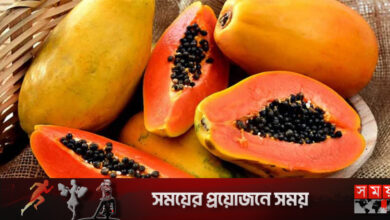 পেঁপে দিয়েই ত্বকে আনুন জেল্লা