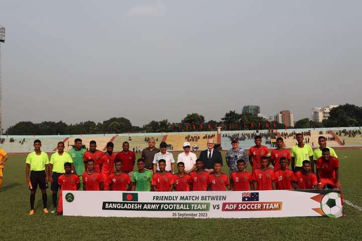 বাংলাদেশ সেনাবাহিনী ফুটবল দল বনাম অস্ট্রেলিয়ান ডিফেন্স ফোর্সেস মধ্যে বন্ধুত্বপূর্ণ ফুটবল ম্যাচে সেনাবাহিনী ফুটবল দলের সাফল্য। বাংলাদেশ সেনাবাহিনী ফুটবল দল বনাম অস্ট্রেলিয়ান ডিফেন্স ফোর্সেস মধ্যে বন্ধুত্বপূর্ণ ফুটবল ম্যাচে সেনাবাহিনী ফুটবল দলের সাফল্য।